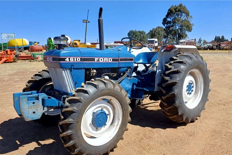 Ford Tractors 4WD tractors Ford 4610 Tractor