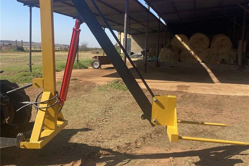 Haymaking and silage Rakes Aapstert met baalvurk nuut for sale by | AgriMag Marketplace