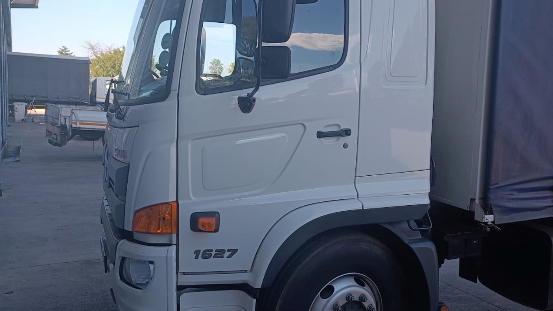 Hino Curtain side trucks 500 1627 Auto 7,2m Tautliner with Double Rear Door 2022 for sale by Motus Hino Tshwane | Truck & Trailer Marketplace