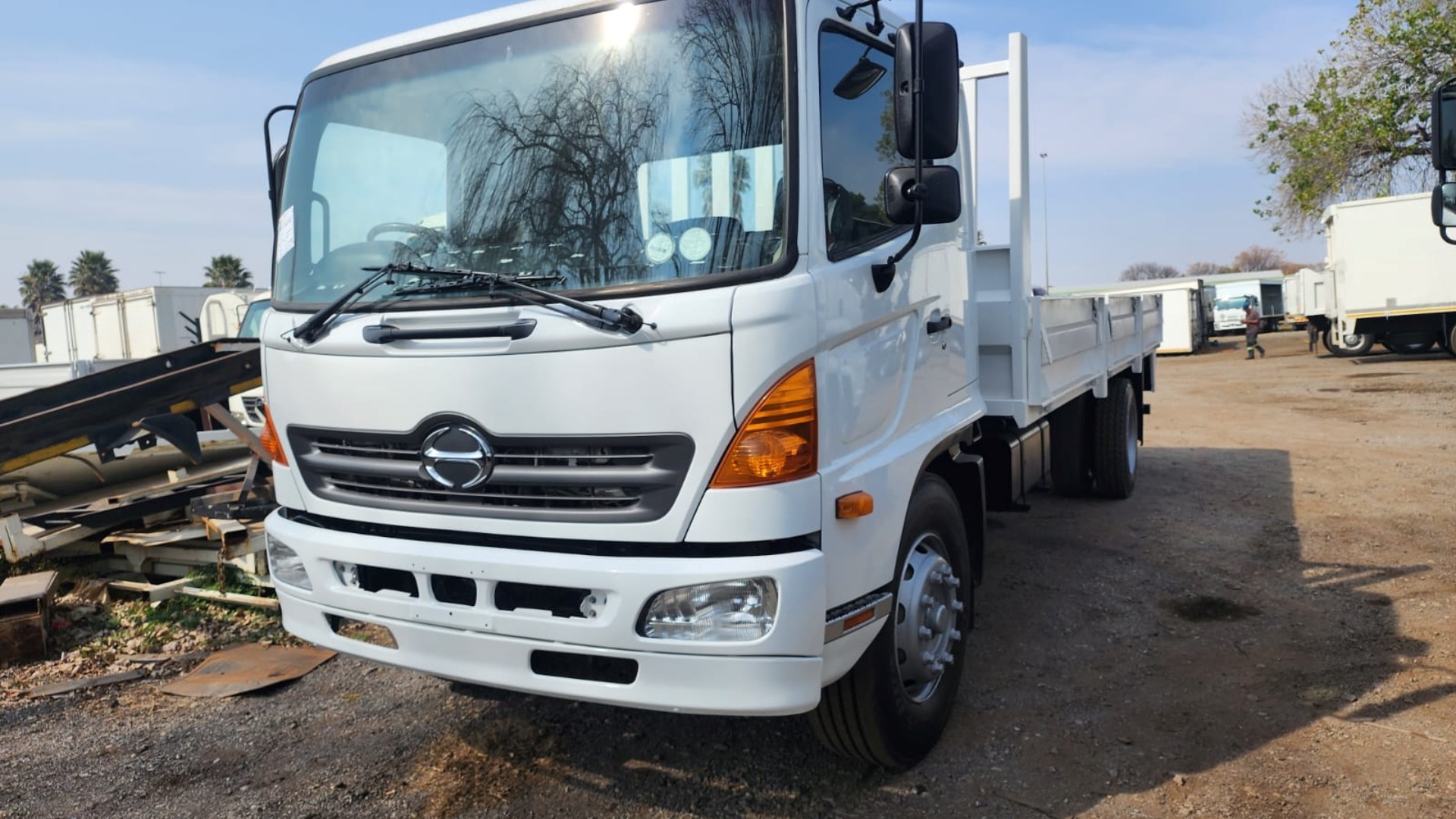 Hino Dropside trucks 500 1326 Dropside 2019 for sale by Country Wide Truck Sales Pomona | Truck & Trailer Marketplace