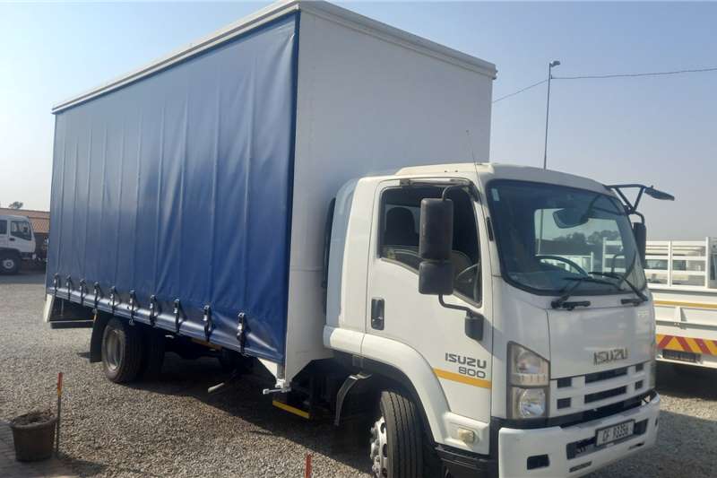 [condition] Curtain side trucks in [region] on Truck & Trailer Marketplace