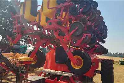 Other Planting and seeding equipment Drawn planters Vaderstad Tempo 16ry 76cm 2021 for sale by Primaquip | AgriMag Marketplace