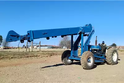 Ford Cranes Ford Mobilift Carry Crane 9 Ton for sale by Dirtworx | AgriMag Marketplace