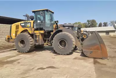 Caterpillar Loaders 966L Front End Loader 2017 for sale by Global Trust Industries | Truck & Trailer Marketplace