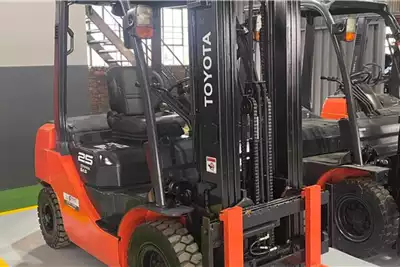 Toyota Forklifts Diesel forklift Fully Refurbished 2.5 Ton 8FD25 Forklift for sale by Forklift Handling | AgriMag Marketplace