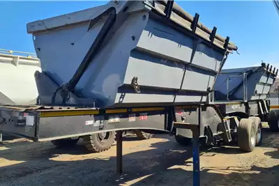 Trailmax Trailers Side tipper 20m3 Side Tip Link 2021 for sale by Benetrax Machinery | AgriMag Marketplace