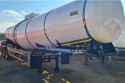 Henred Trailers Stainless steel tank HFO Tanker 38 000 lt Stainless 2023 for sale by Benetrax Machinery | Truck & Trailer Marketplace
