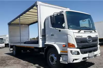 Hino Curtain side trucks HINO 500 1627 CURAINSIDE 2018 for sale by Motordeal Truck and Commercial | Truck & Trailer Marketplace