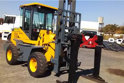 Qualiprod Forklifts Meerkat 4x4 with brick grab 2013 for sale by Trans Wes Auctioneers | Truck & Trailer Marketplace