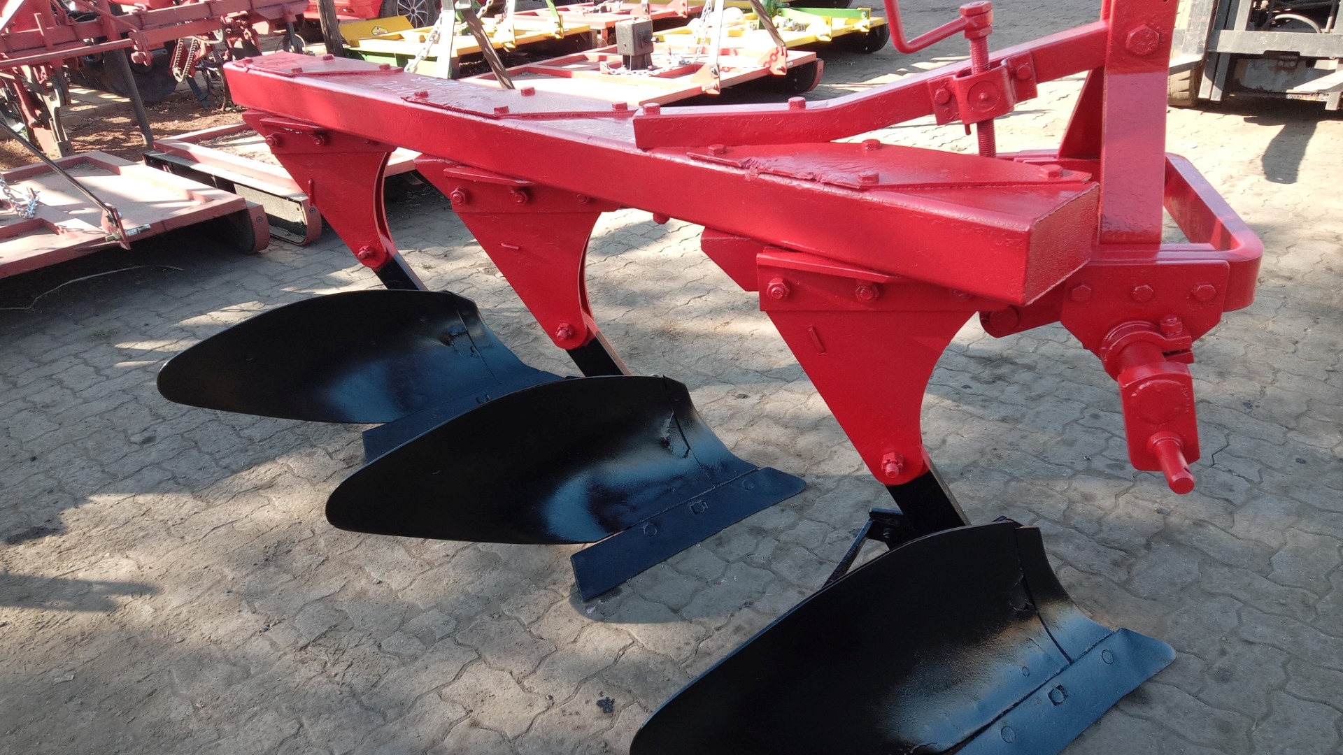 Vincs Tillage equipment Ploughs 3 Safin Beam Plough for sale by Vincs se Dinge | AgriMag Marketplace
