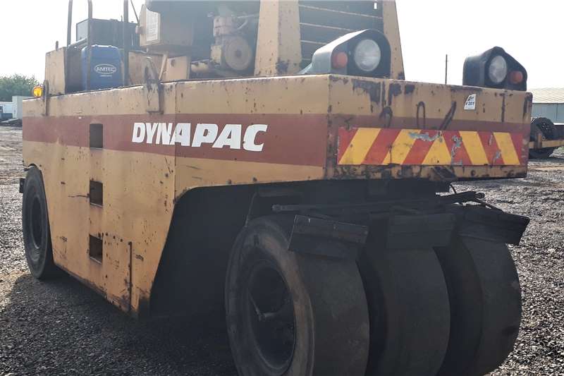 Dynapac Rollers CP22 Pneumatic Roller 1996