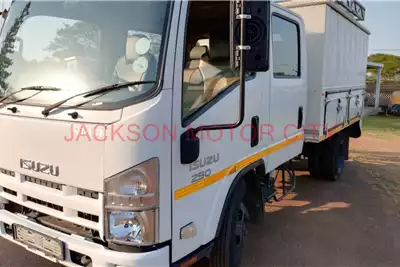 Isuzu Dropside trucks NMR250 CREW CAB WITH VOLUME BODY 2013 for sale by Jackson Motor City | AgriMag Marketplace