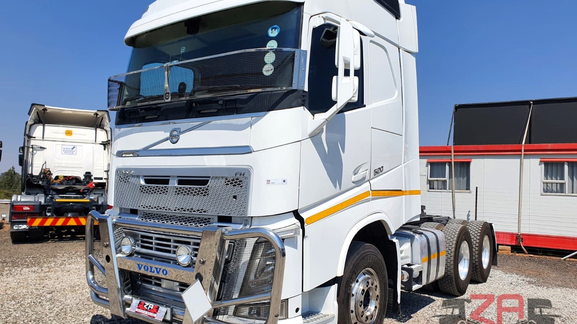 Volvo Truck tractors VOLVO GLOBETROTTER FH 520 2018 for sale by ZA Trucks and Trailers Sales | Truck & Trailer Marketplace