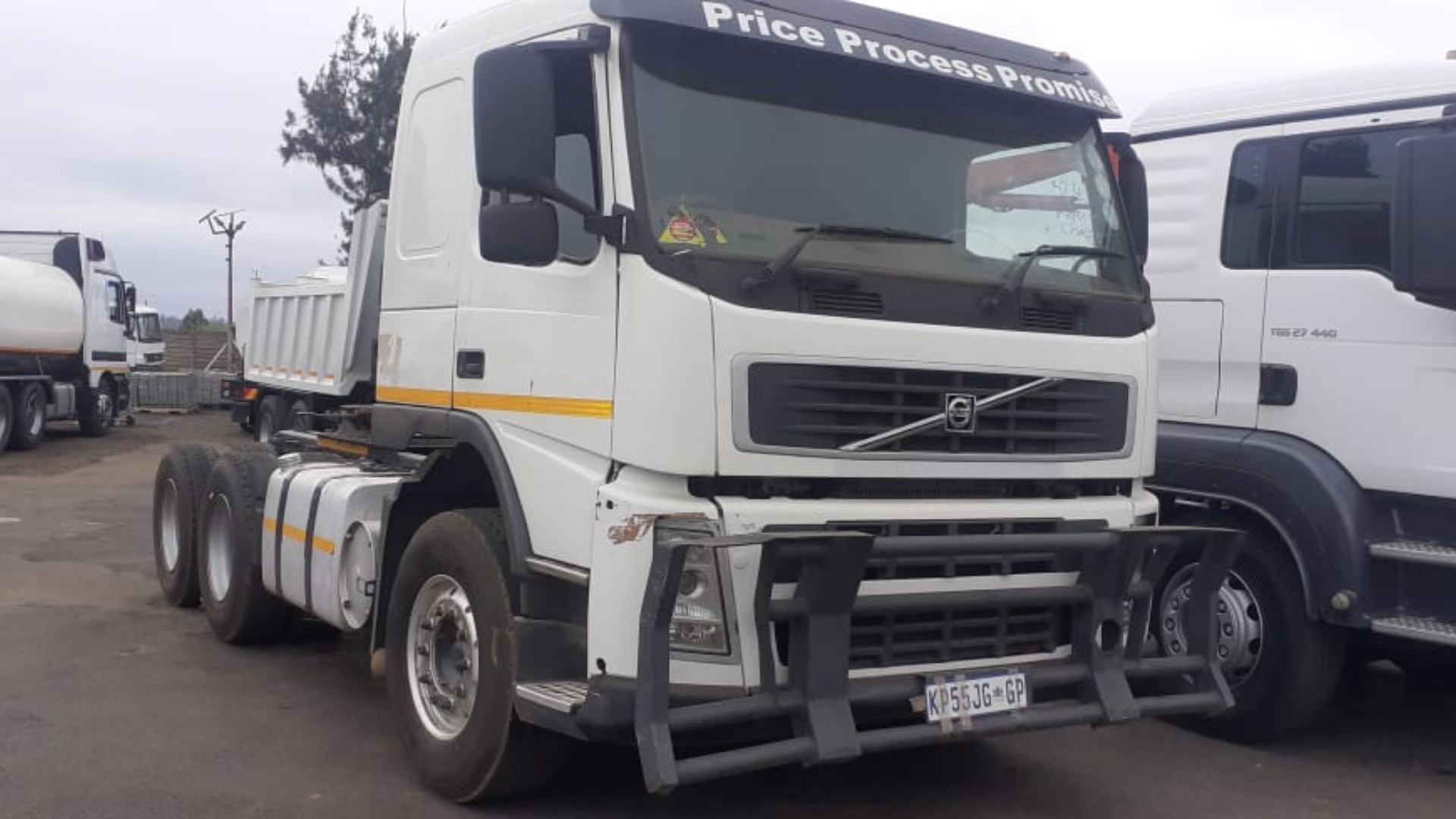Volvo Truck tractors Double axle FM 400 2014 for sale by MT Car and Truck Auctioneers | Truck & Trailer Marketplace