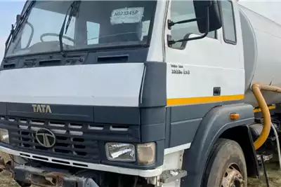 Tata Water bowser trucks Tata 2533 EX2 Stripping for parts for sale by Mahne Trading PTY LTD | Truck & Trailer Marketplace
