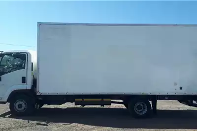 Isuzu Box trucks FRR500 Closed Body 2013 for sale by Trans Wes Auctioneers | Truck & Trailer Marketplace