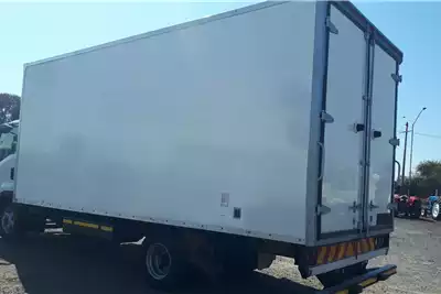 Isuzu Box trucks FRR500 Closed Body 2013 for sale by Trans Wes Auctioneers | Truck & Trailer Marketplace