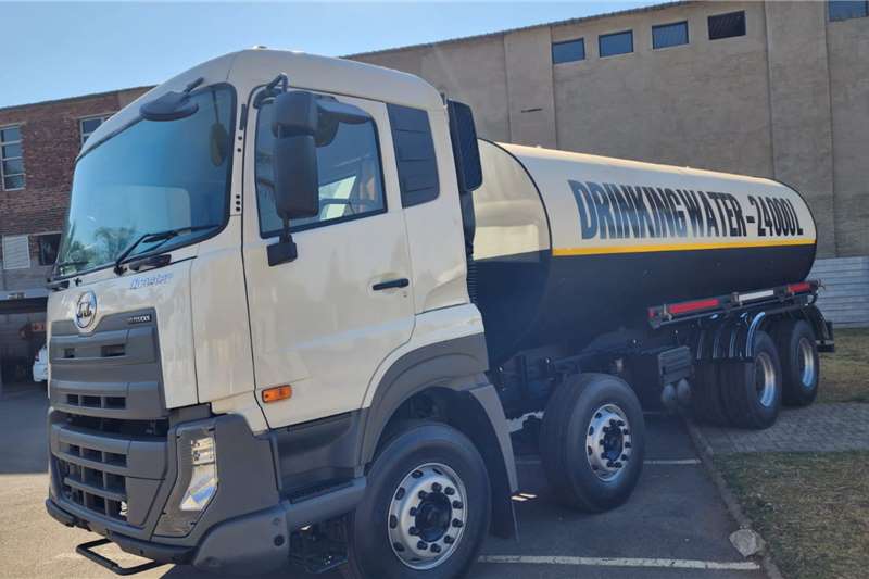 UD Water bowser trucks UD Quester 420 24000 Litre Watertanker 2019