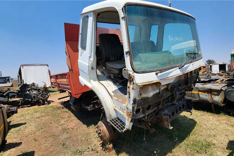 Nissan Truck spares and parts CM15 Tipper