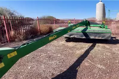 John Deere Haymaking and silage Disc mowers 956 Moco 2019 for sale by GWK Mechanisation | AgriMag Marketplace