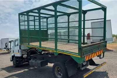Isuzu Box trucks FSR 750 CREW CAB MESH VAN BODY 2015 for sale by Bidco Trucks Pty Ltd | AgriMag Marketplace