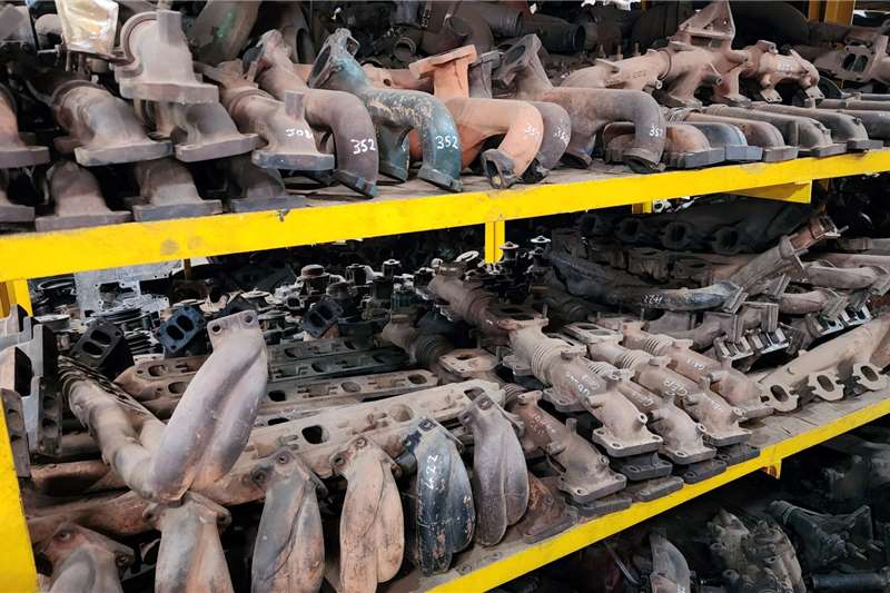 Other Truck spares and parts Exhaust systems Various Exhaust Manifolds