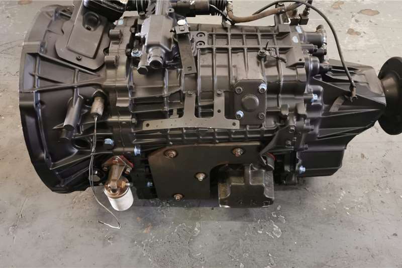 Nissan Truck spares and parts Gearboxes Nissan UD330 7 Speed Gearbox on Exchange