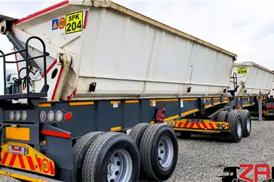 CIMC Trailers Side tipper CIMC 40 CUBE SIDE TIPPER 2018 for sale by ZA Trucks and Trailers Sales | Truck & Trailer Marketplace