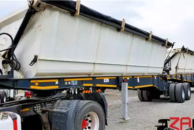 CIMC Trailers Side tipper CIMC 40 CUBE SIDE TIPPER 2018 for sale by ZA Trucks and Trailers Sales | AgriMag Marketplace