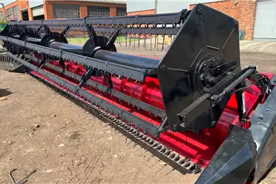 Case Harvesting equipment Flex headers Case 1020 Flexi 25ft for sale by Discount Implements | AgriMag Marketplace