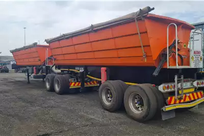SA Truck Bodies Trailers Side tipper Side tipper 45m3 2017 for sale by Benetrax Machinery | AgriMag Marketplace