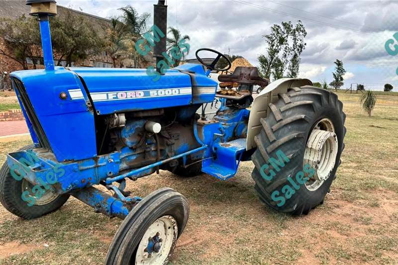Ford Tractors 2WD tractors Ford 5000 Tractor   R 65 000