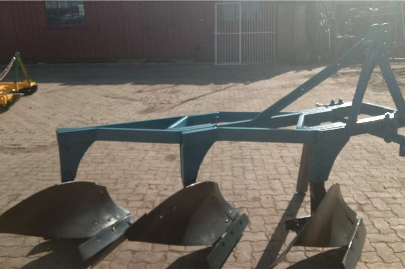 Vincs Tillage equipment Ploughs 3 Safin Frame Plough
