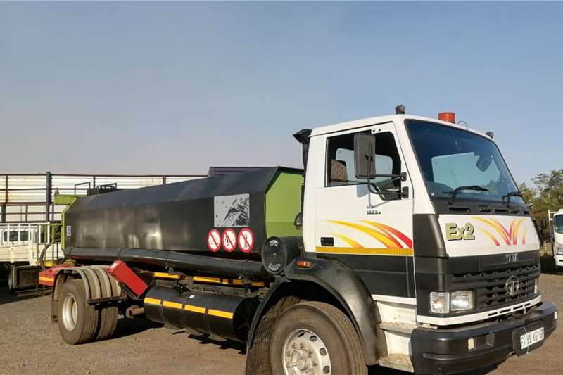 Tata Tanker trucks TATA EX 2 1518 OIL TANKER 8000L 2017