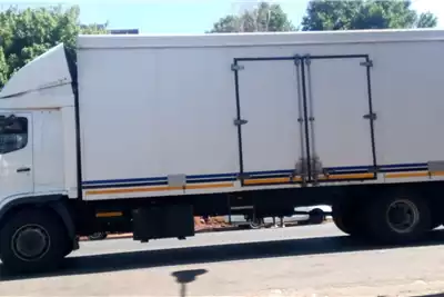 Hino Box trucks 1626 Tag Axle 16 Ton LWB 2018 for sale by Trans African Motors | AgriMag Marketplace