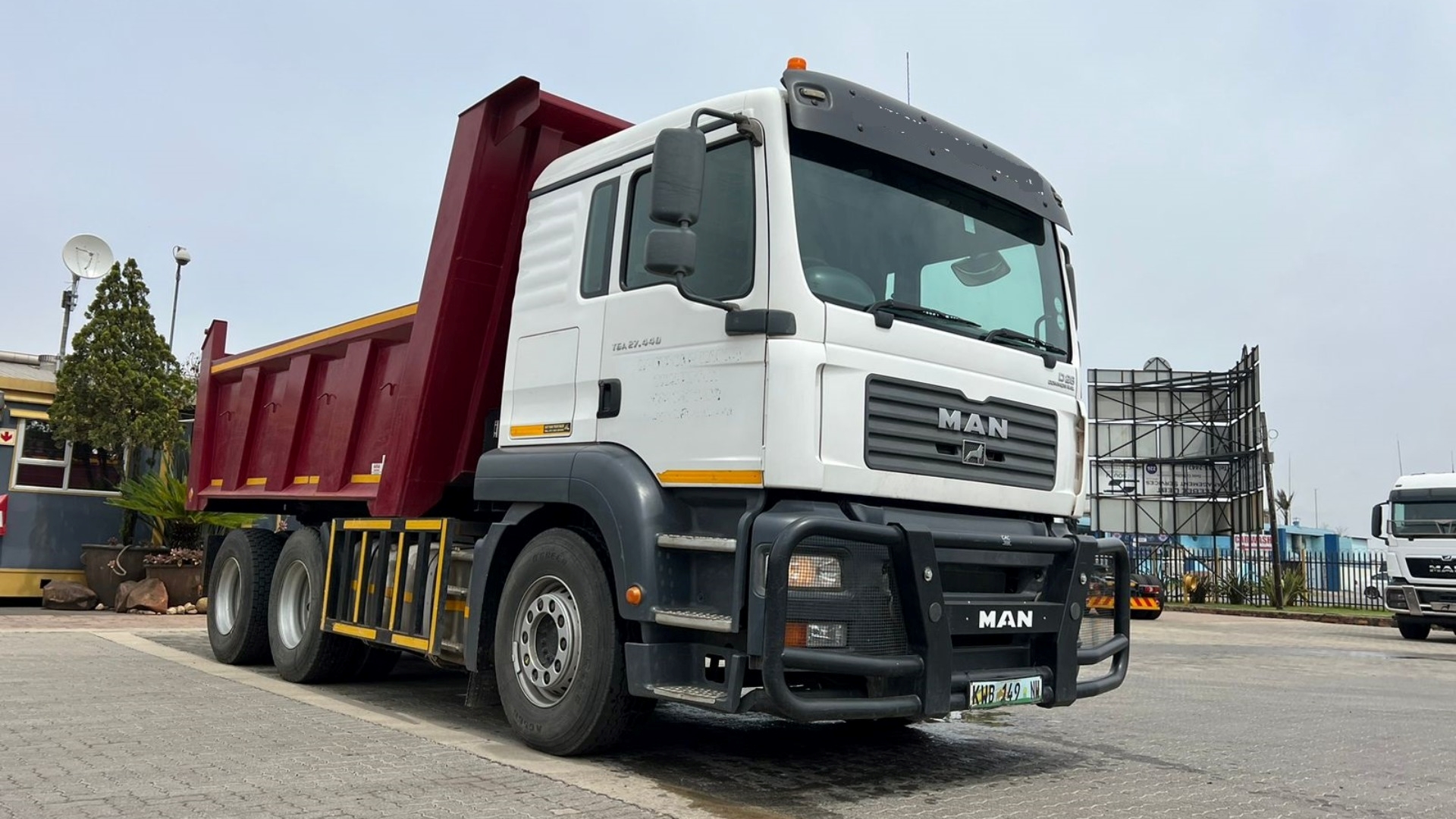 MAN Tipper trucks TGA 27 440 2010 for sale by East Rand Truck Sales | Truck & Trailer Marketplace
