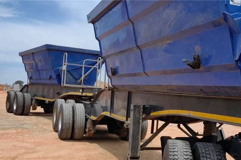SA Truck Bodies Trailers Side tipper 25 Cube 2020