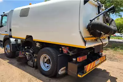 Mercedes Benz Road sweeper trucks 1517 Sweeper 2008 for sale by Tipperman | AgriMag Marketplace