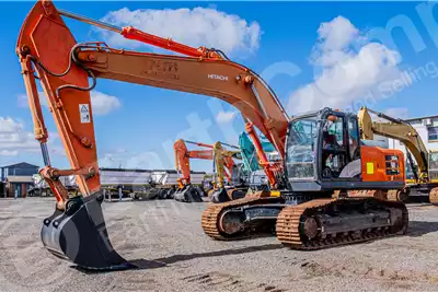 Hitachi Excavators ZX280 5 2015 for sale by EARTHCOMP | AgriMag Marketplace