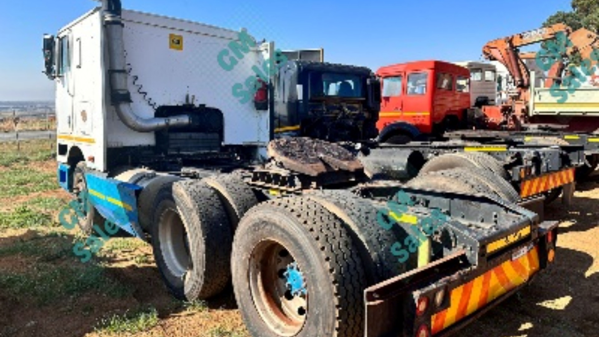 International Truck tractors Double axle 2002 International 9800H (6x4) D A Horse R220,000 2002 for sale by GM Sales | Truck & Trailer Marketplace
