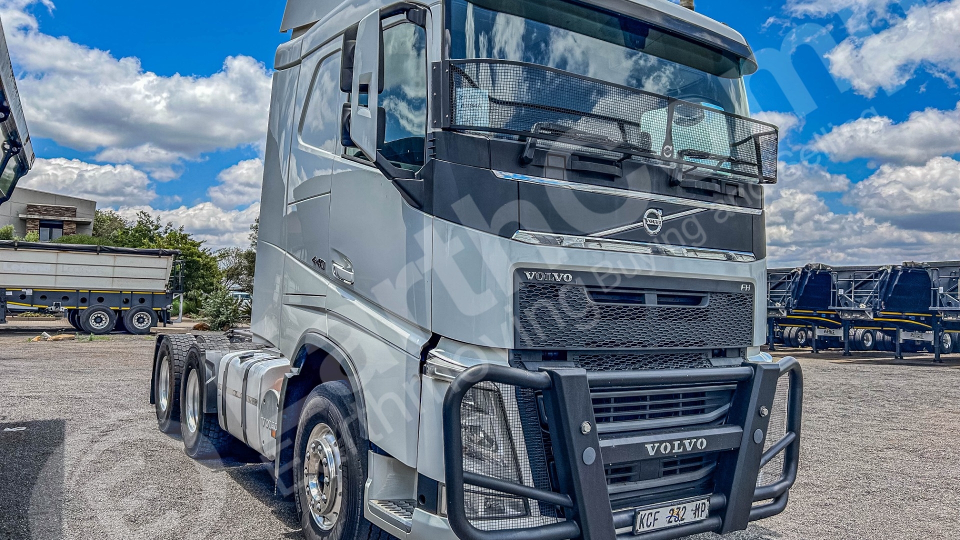 Volvo Truck Volvo FH440 Truck 2020 for sale by EARTHCOMP | Truck & Trailer Marketplace