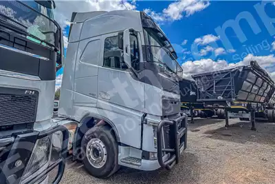 Volvo Truck Volvo FH440 Truck Globetrotter 2020 for sale by EARTHCOMP | Truck & Trailer Marketplace