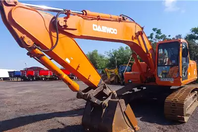 Daewoo Excavators 220 LC V 2006 for sale by Bidco Trucks Pty Ltd | AgriMag Marketplace