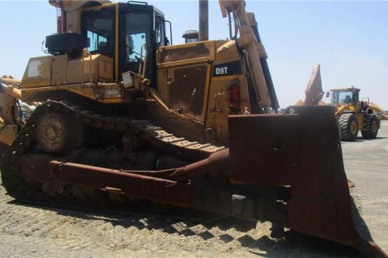 Caterpillar Dozers D9T 2010 for sale by HVR Turbos  | AgriMag Marketplace