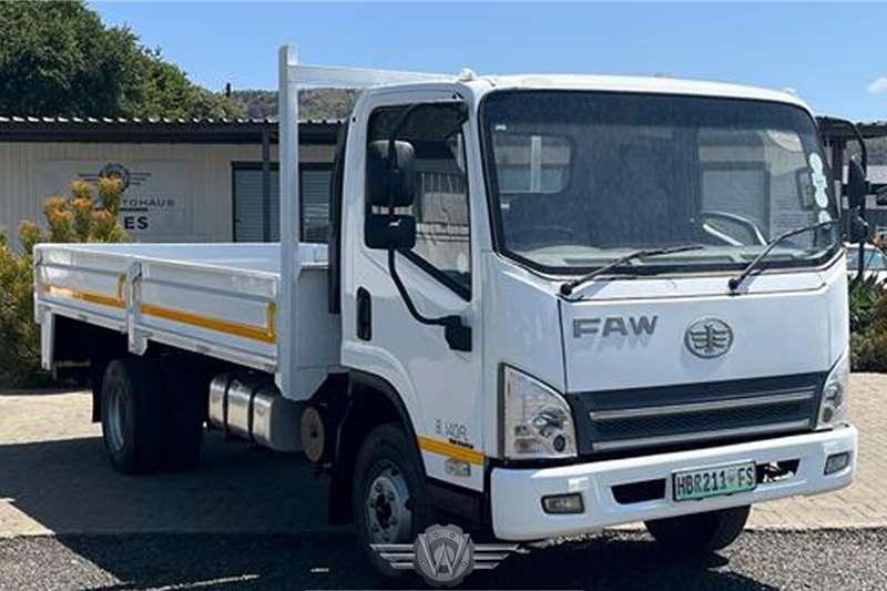 Used 2014 NQR400 Dropside body for sale in Gauteng | Please Contact