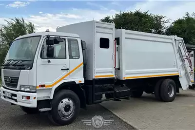 UD Garbage trucks 90 Auto, Garbage Compactor. Bin Lifters. 2017 for sale by Wolff Autohaus | Truck & Trailer Marketplace