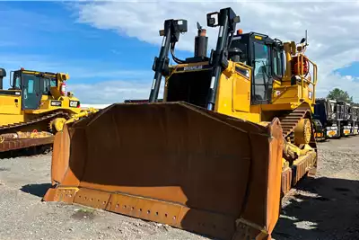 Caterpillar Dozers 2014 CAT D8R Dozer 2014 for sale by Nationwide Trucks | AgriMag Marketplace