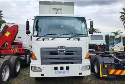 Tipper Trucks Hino 700 2841 AMT  6x6 2016