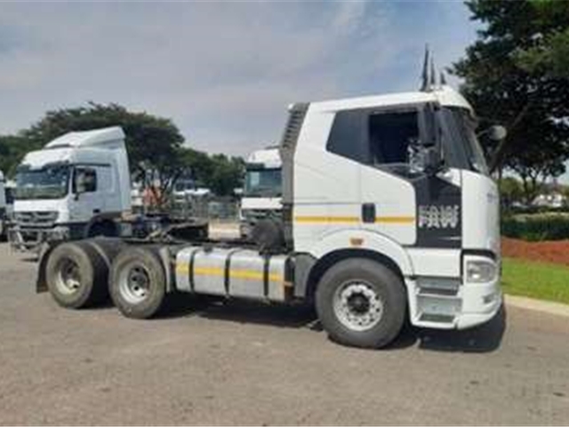 FAW Truck tractors J6 28.460 2017 for sale by TruckStore Centurion | Truck & Trailer Marketplace