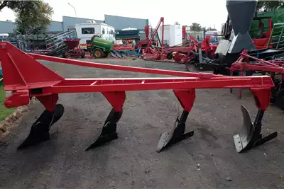 Other Tillage equipment Ploughs 4 Safin Beam Plough 2023 for sale by Vincs se Dinge | AgriMag Marketplace